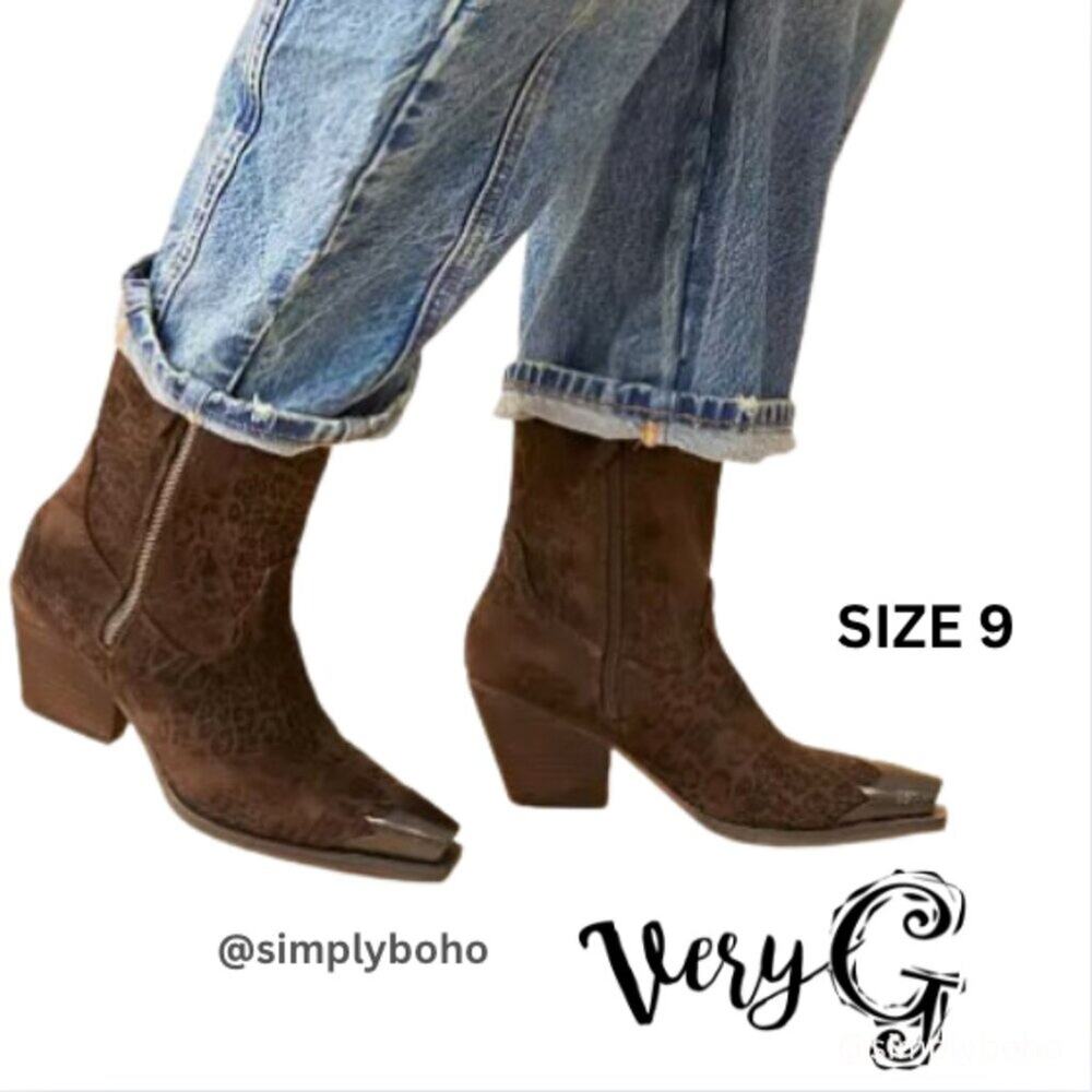 NEW - Very G Jimi Leopard Western Ankle Boot - SIZE 9